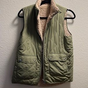 Metro reversible vest
